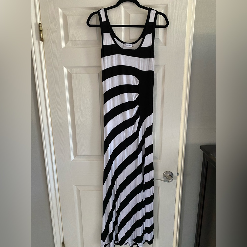 Calvin Klein Black-White Striped Maxi Dress Size 8